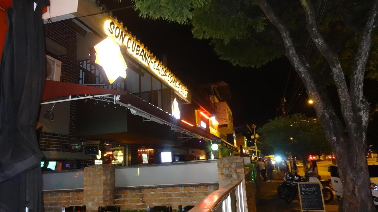 Ari 酒店